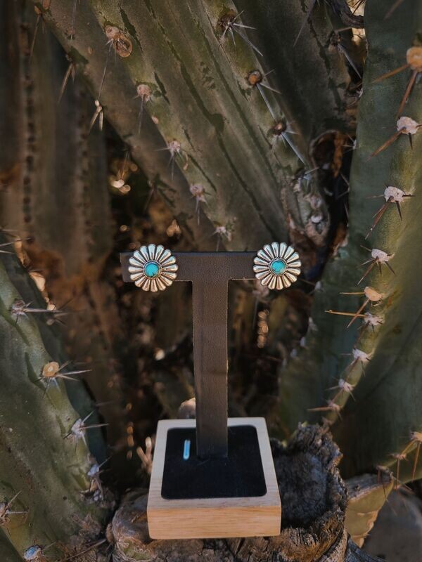 I CROSS MY HEART studs (turquoise)