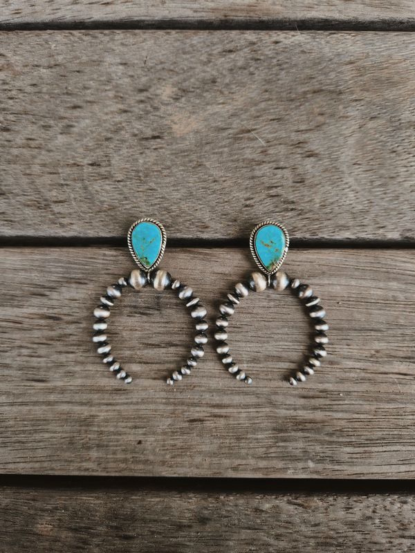 TURQUOISE & DESERT PEARLS stud earrings TURQUOISE & DESERT PEARLS stud earrings