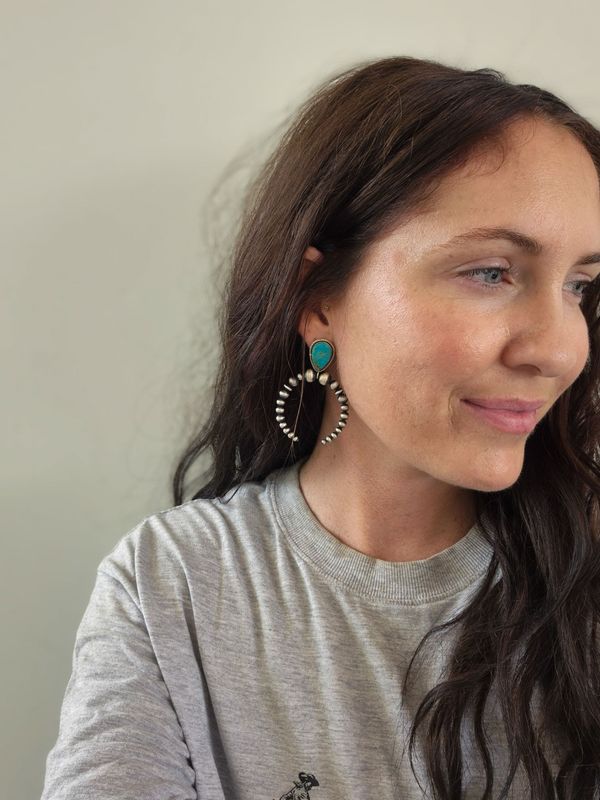 TURQUOISE & DESERT PEARLS stud earrings