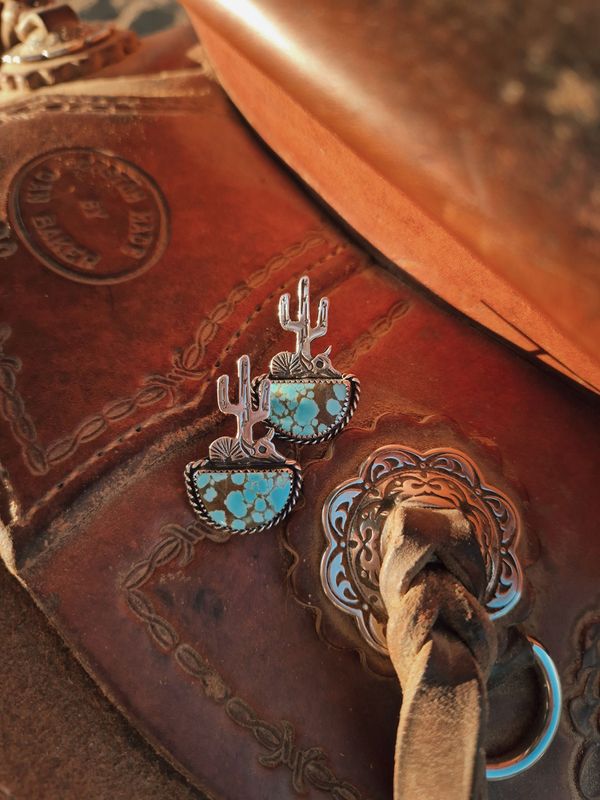 CACTUS SKULL studs (no.8 mine turquoise)