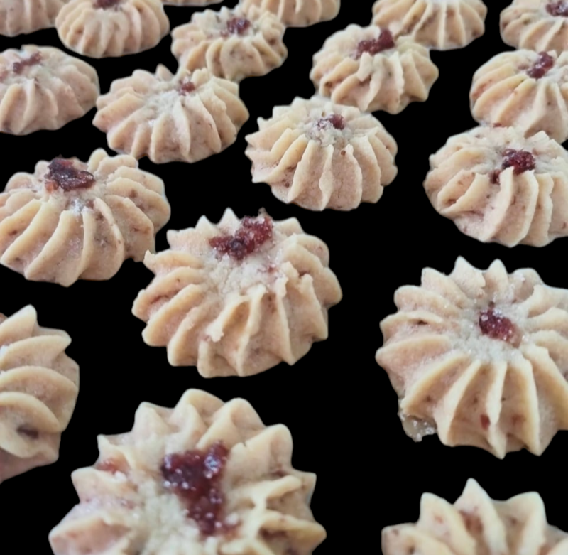 Cranberry Dahlia Cookies