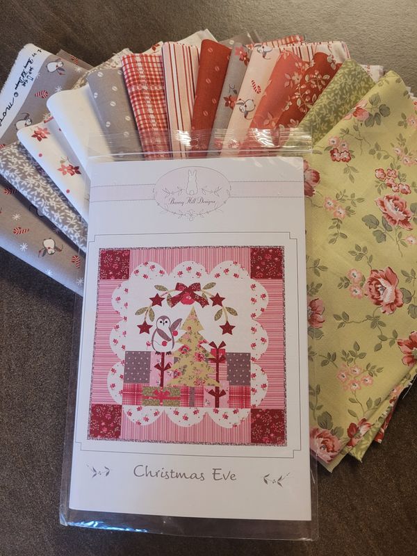 Kit completo A Very Sweet Christmas by Bunny Hill: cuscino o mini quilt Christmas Eve