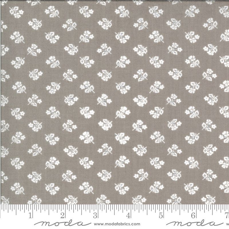 Sophie 18712 14 Brenda Riddle Moda Fabrics
