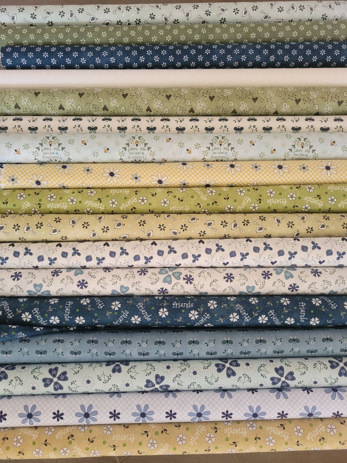 Friendship garden bundle 17 fq Henry Glass Fabrics