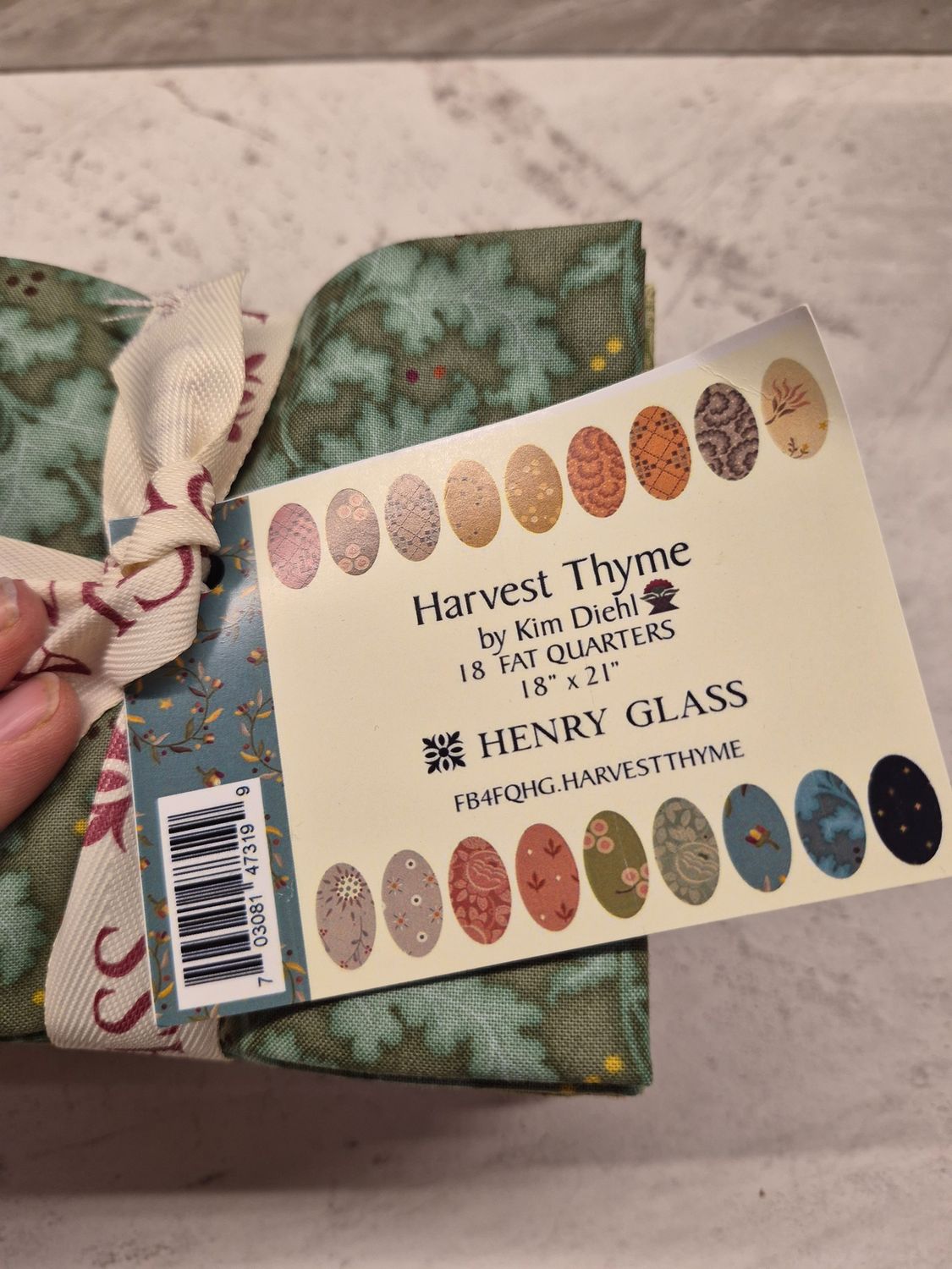 Bundle Harvest Thyme by Kim Diehl Henry Glass