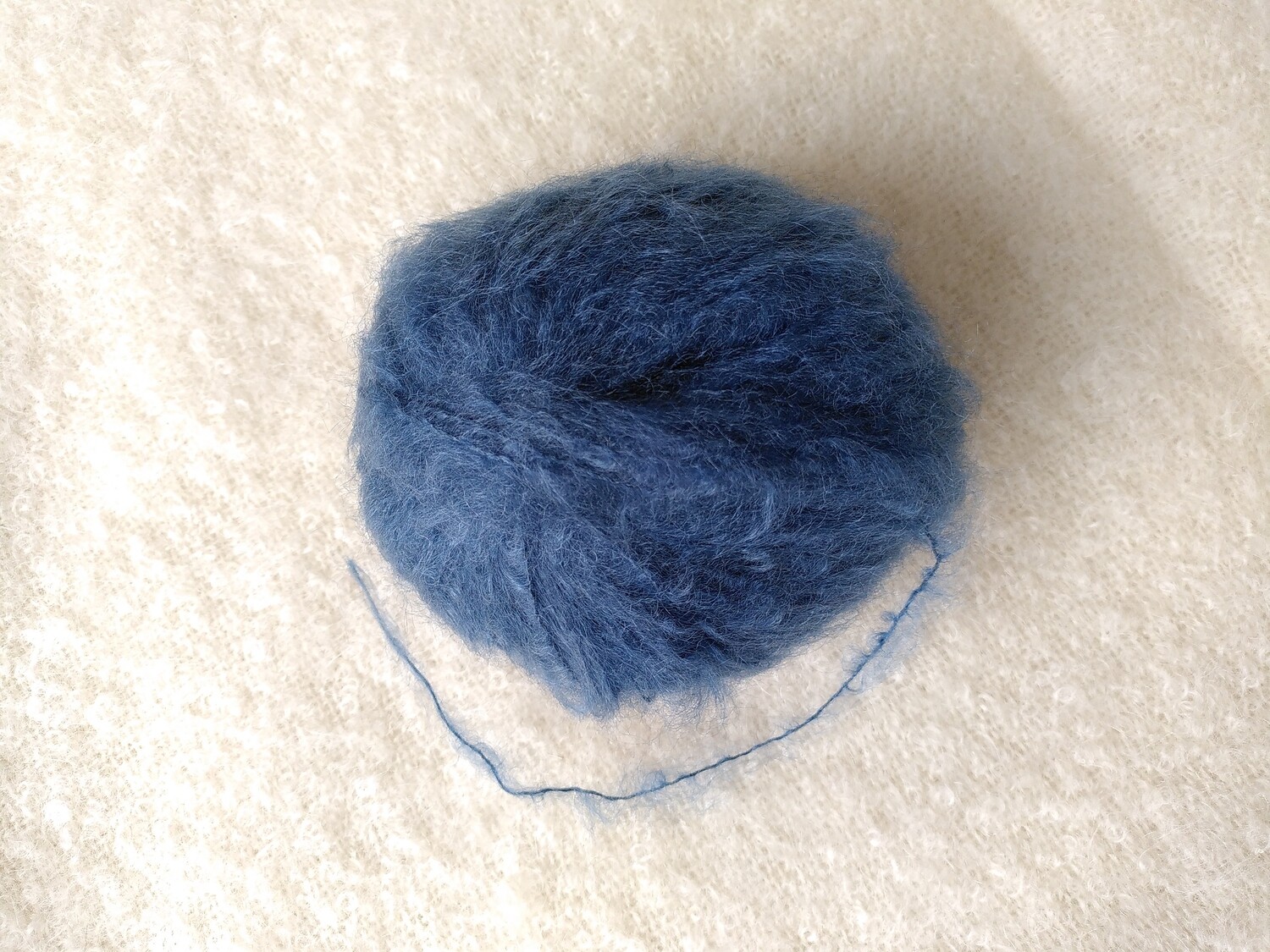 Pelote Pur Mohair couleur Arctique