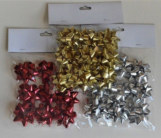 Packs with 9 metallic bows self-adhesive, stunning metallic gift wrap bows.