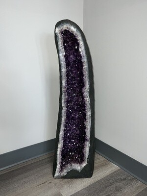 33” Amethyst Cathedral