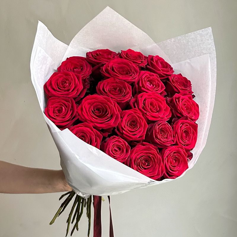 EKSKLUSIVE RØDE ROSER