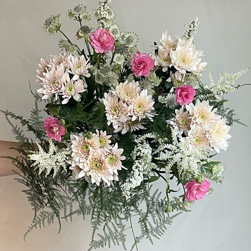 ENGLISH GARDEN BOUQUET