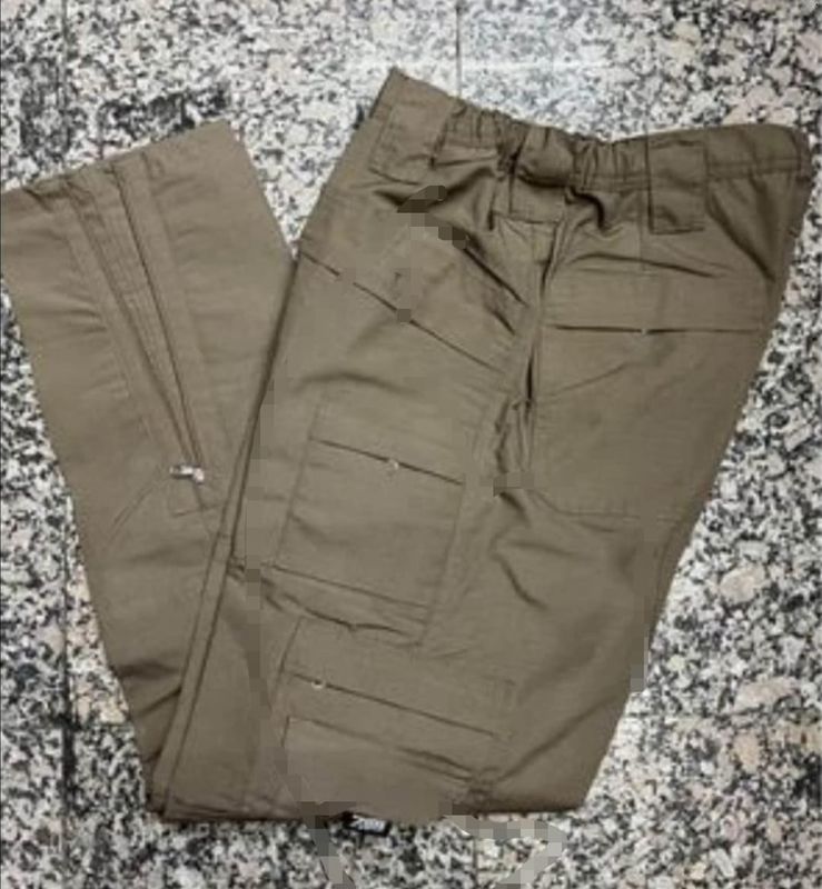 Pantalón tipo aviador