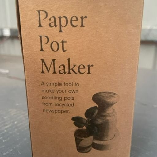 Paper pot maker