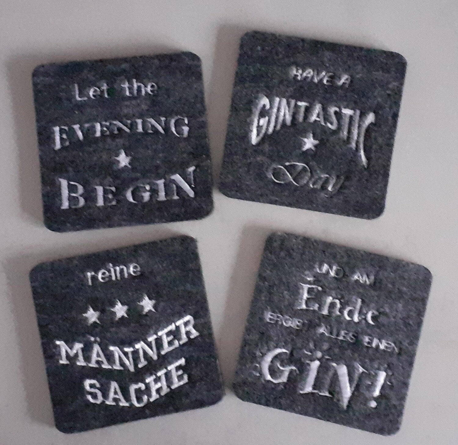 Filzuntersetzer individiell bestickt Gin Männergeschenk