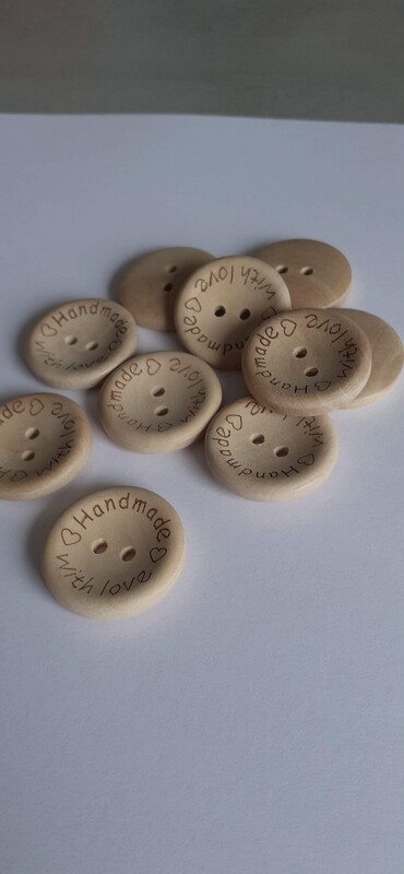 Knopf graviert handmade