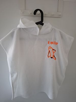 Badeponcho mit Kapuze