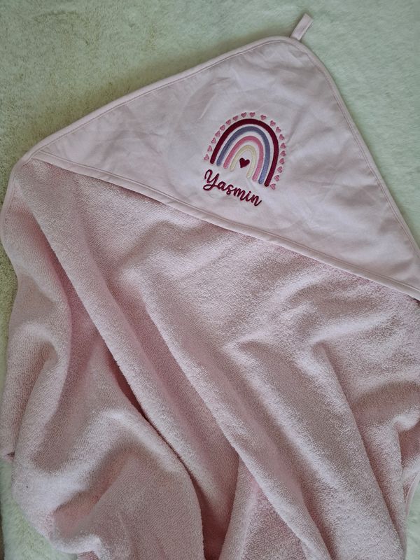 Kaputzenbadetuch XL individuell bestickt 100 x 100 cm