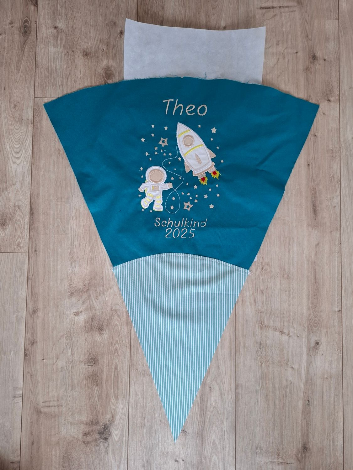 Weltraum Rabatt Theo