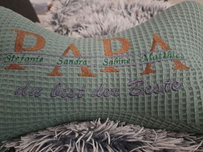 Leseknochen Papa personalisiert