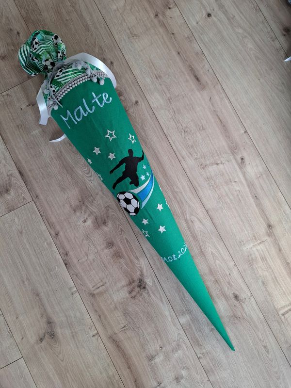 Schultüte aus Stoff Schultüte aus Stoff "Fußballspieler" – Grasgrün/Bunt – 70cm