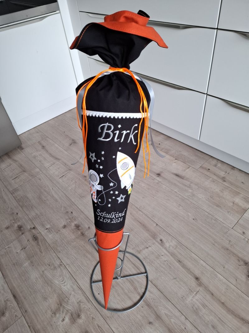 Stoff-Schultüte Weltraum & Rakete neon 70 cm