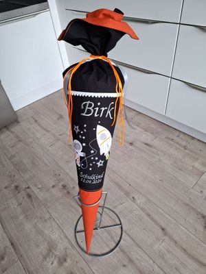 Stoff-Schultüte Weltraum & Rakete neon 70 cm