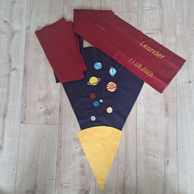 DIY Schultüte aus Stoff mit Sonnensystem 