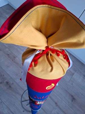 Schultüte aus Stoff "Feuerwehr HLF" – Königsblau/Rot – 70cm