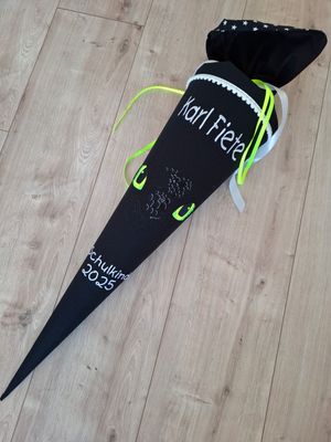 Schultüte Drachenaugen personalisierbar schwarz
