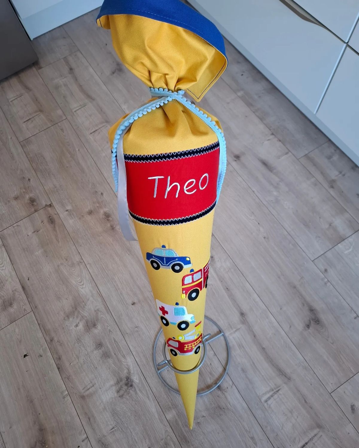 Schultüte aus Stoff Einsatzfahrzeuge in gelb