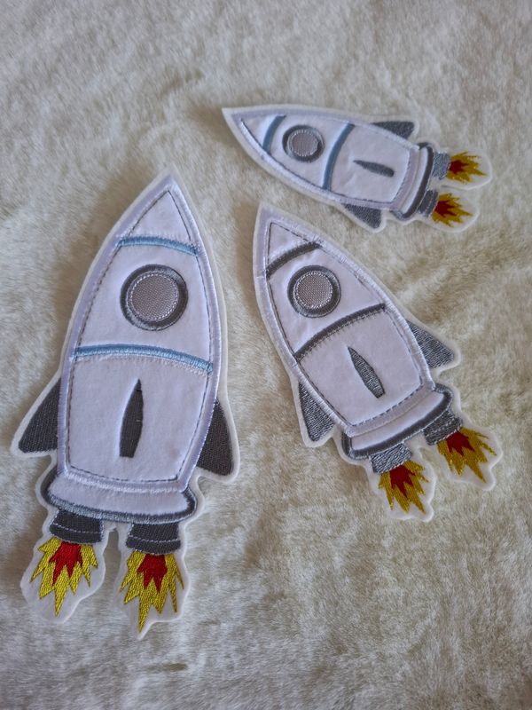 Rakete Patch zum Aufbügeln – kuschelweich mit Velours