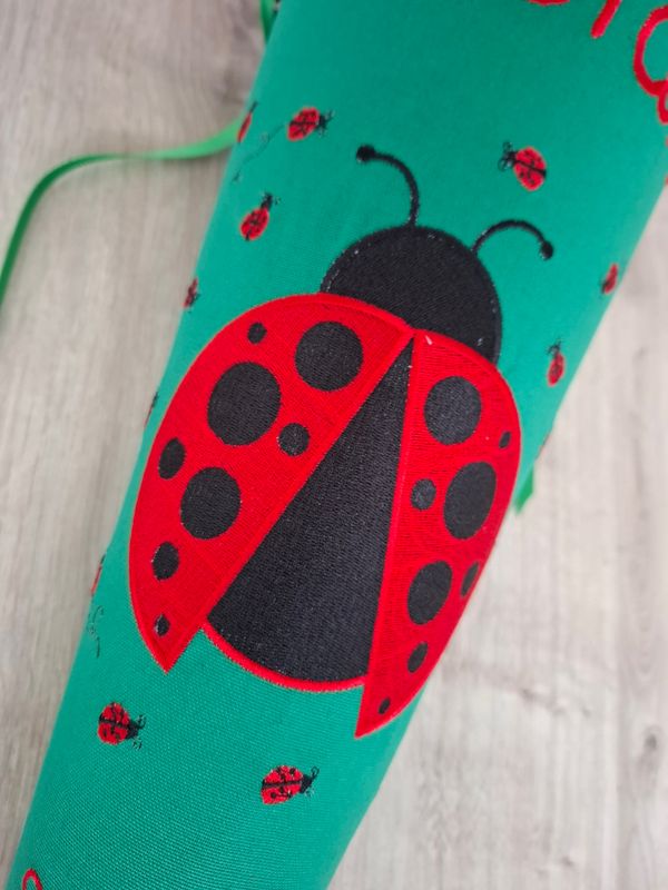 Schultüte aus Stoff -  Marienkäfer – grasgrün/rot– 70cm