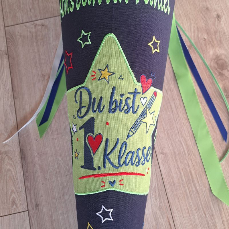 Personalisierte Schultüte für den Schulanfang – Sternenhimmel-Design | Navy/Lime