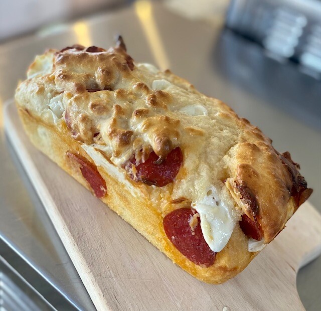 Pepperoni Mozz Bread