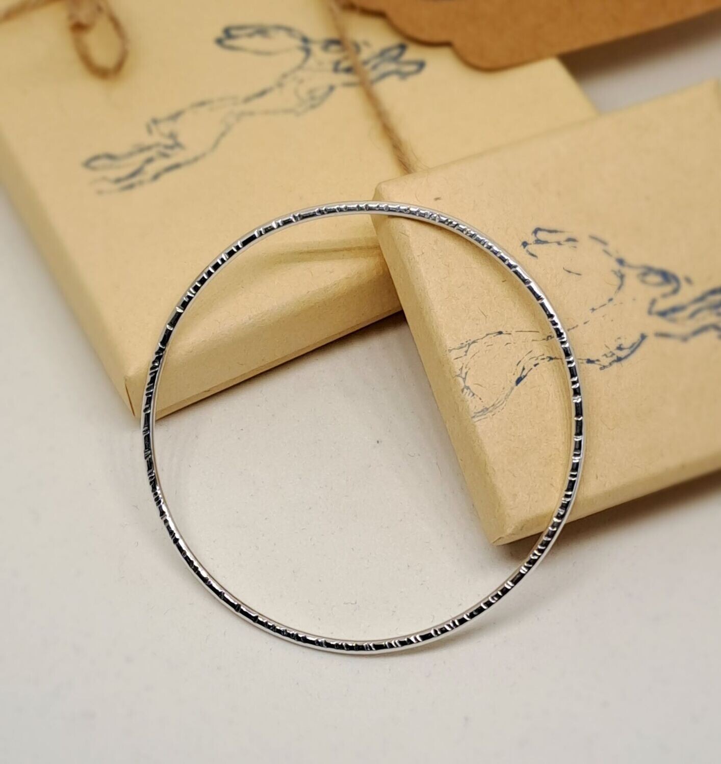 TEXTURED STACKING
