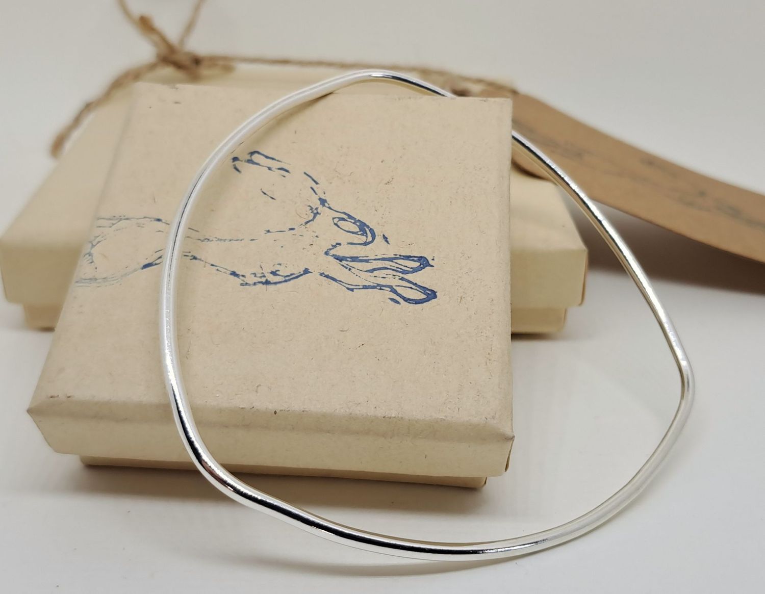 TRIANGULAR BANGLE