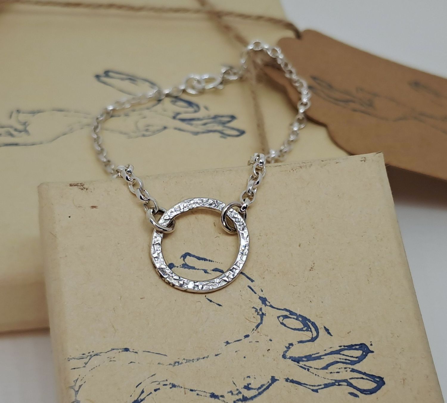 CIRCLE CHAIN BRACELET