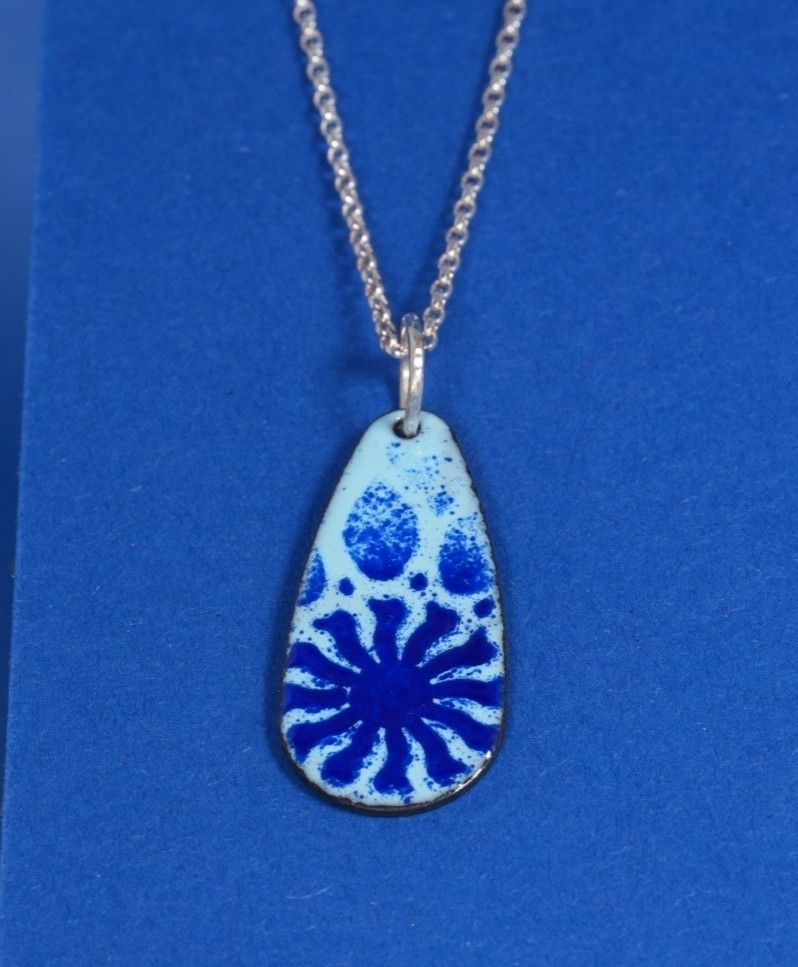 BLUE PATTERN PENDANT