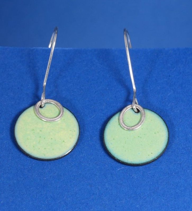 GREEN CIRCLE EARRINGS