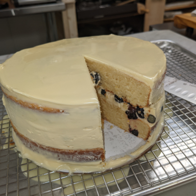 6&quot; (OR) 9&quot; Lemon Chiffon Cake With French Buttercream &amp; Organic Blueberries