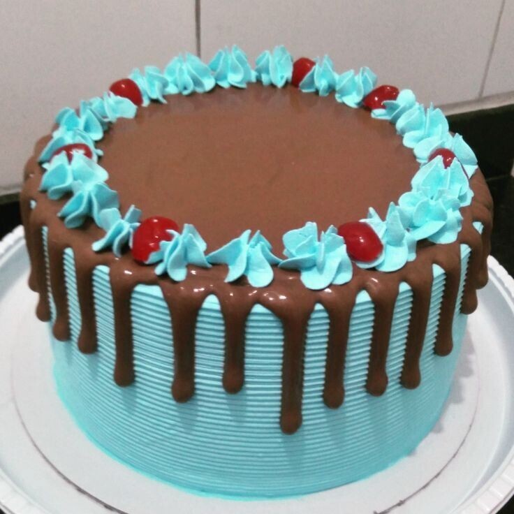 chocolate birthday cake