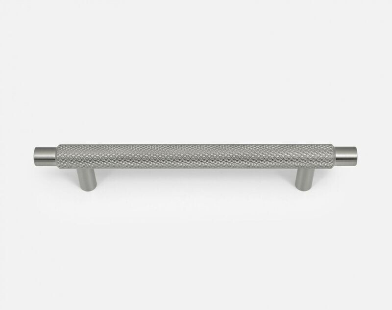 Knurled Handle