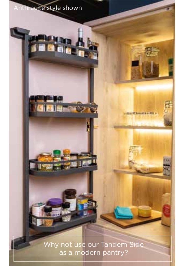 Kesseböhmer Tandem Silver Arena Studio Larder Side door shelf