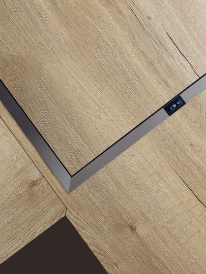 Qanto Corner Unit with Aluminium Frame