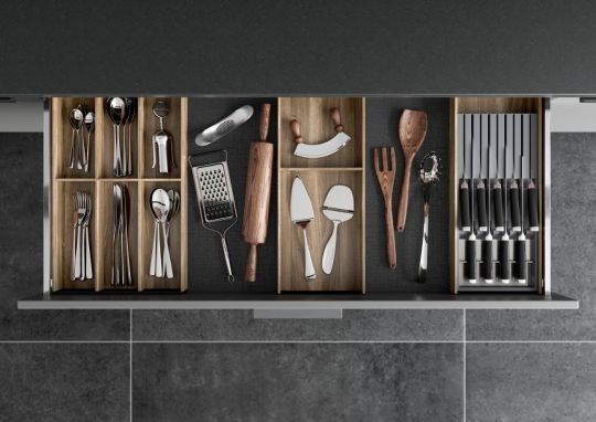 AMBIA-LINE Cutlery Insert Kit - Tennessee Walnut AMBIA-LINE Cutlery Insert Kit - Tennessee Walnut