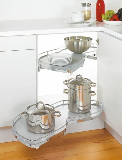 LeMans II corner pull-out in white