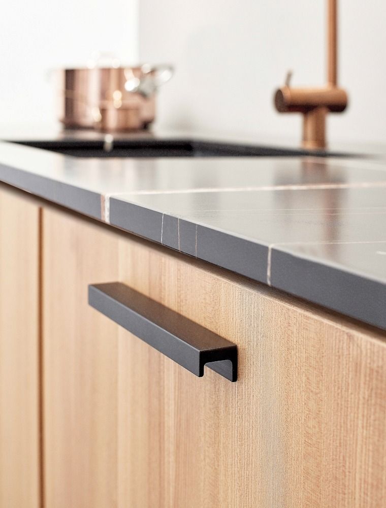 Station Handle - Brushed Matt Black