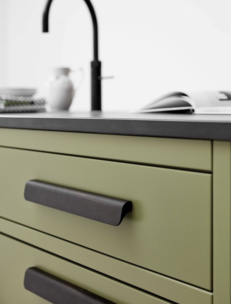 Fall Handle - Antique Bronze