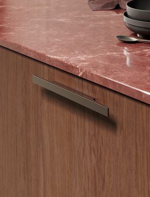 Facet - Matt Bronze