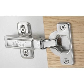 100 degree straight arm CLIP hinge with screw on boss, box quantity - Trade Box of 250
