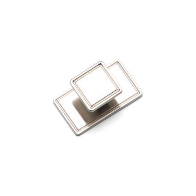 Windsor Square Knob &amp; Back Plate - Brushed Nickel